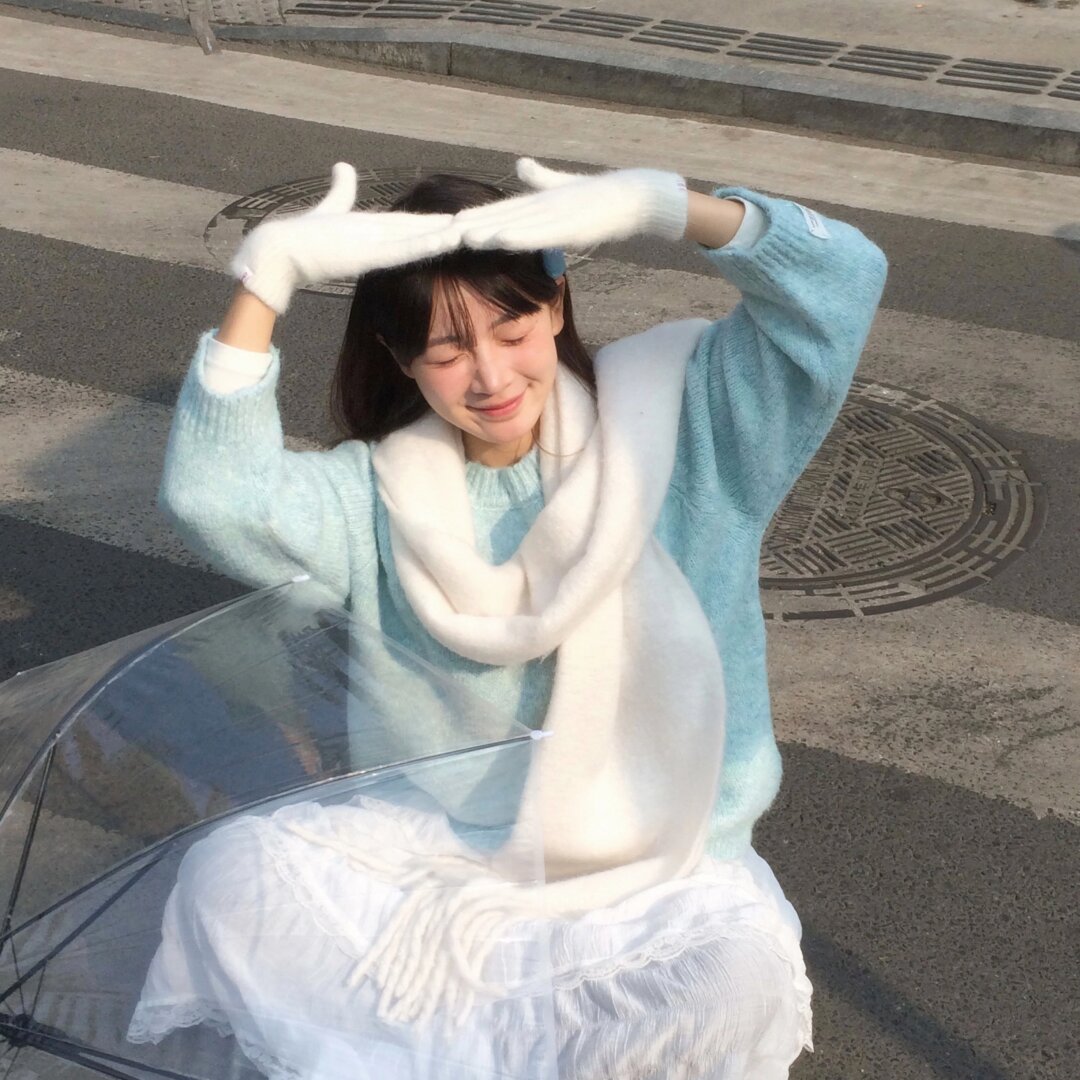《千万粉丝网红直播翻车，美颜突然失灵》配图